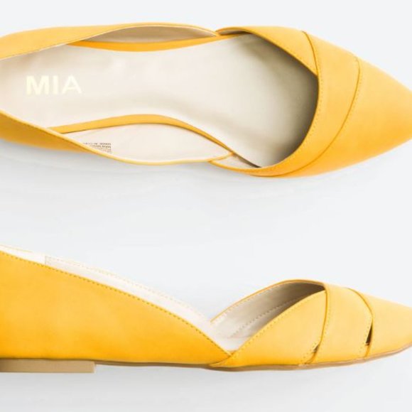 Stitch Fix MIA Estella D'Orsay Overlap Mustard Flat NEW Sie 9.5 - Picture 4 of 4
